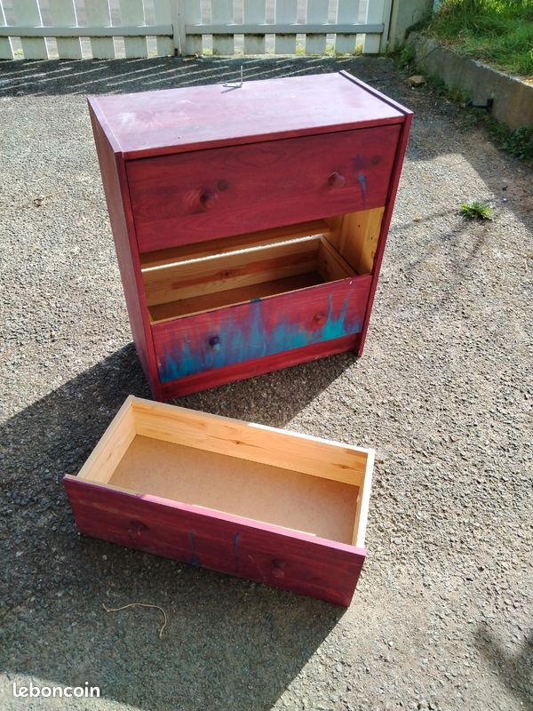 Commode (image 1)