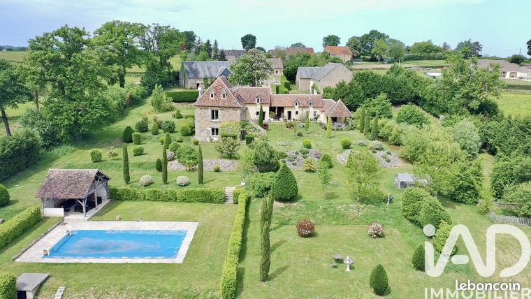Propriété 12 pièces 347 m²