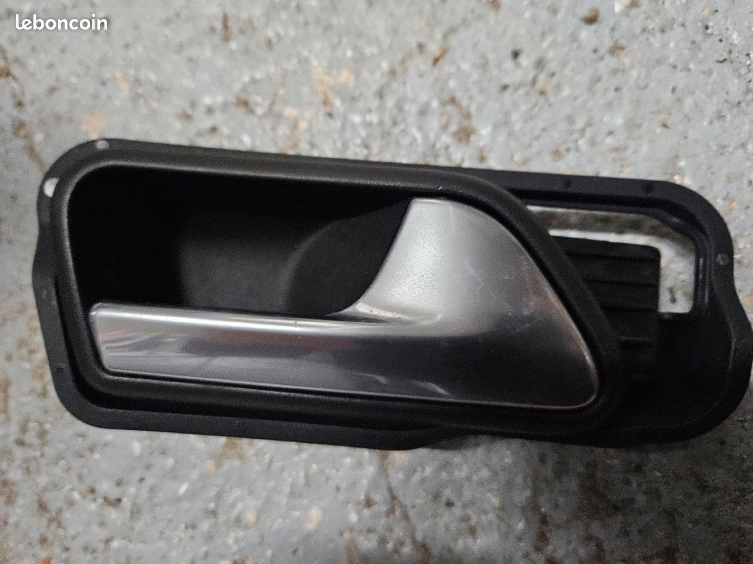 Poignée De Porte Intérieure Avant Droite Gris Compatible Suzuki Baleno, Grand Vitara, Jimmy - Qualité OEM !