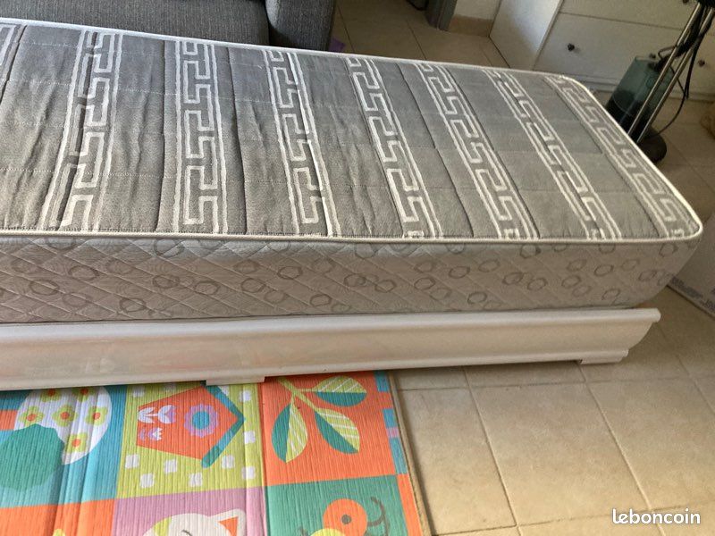 Banquette en bois + Matelas (image 1)
