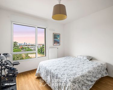 Appartement 320 000 € - 83 m²
