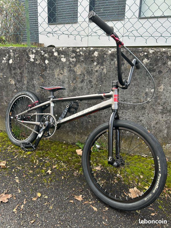 Bmx race d'occasion - Équipements vélos