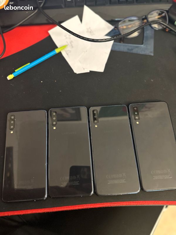 Samsung A7 (image 1)