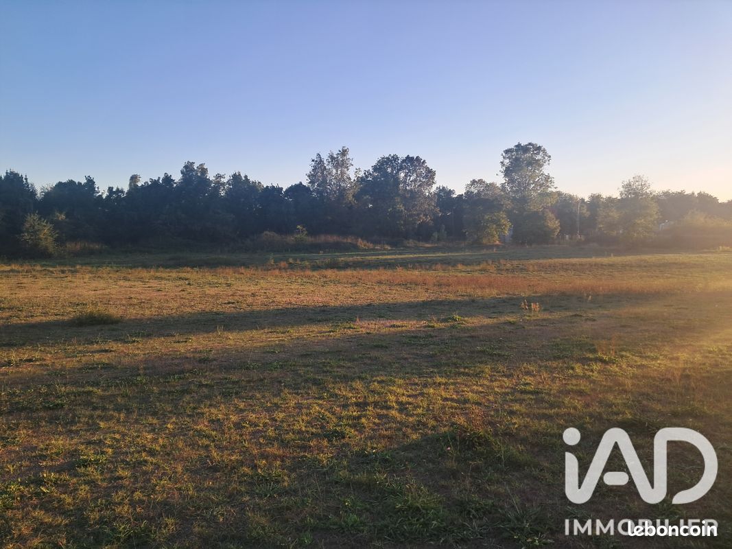 Terrain 24701 m² · à Bretignolles · 24 701 m² · 126 500 €