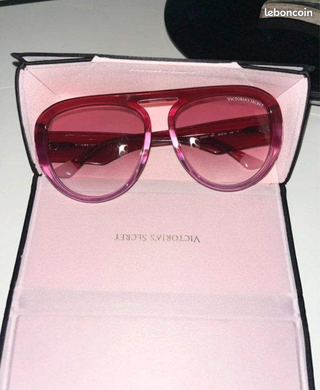 Lunettes De Soleil Oversize Rose Hally & Son HS864 - Monture Grande Taille, Verres Teintés, Neuf