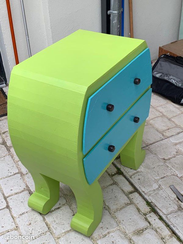 Commode en carton (image 2)