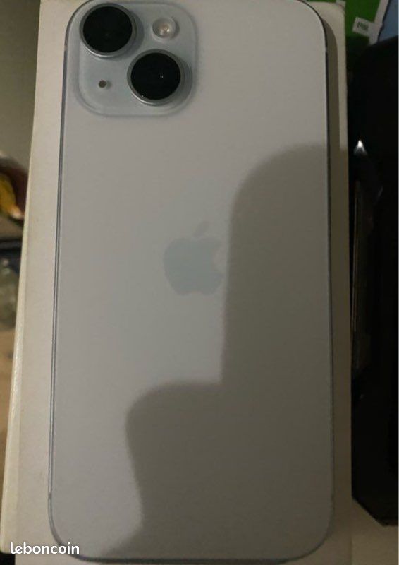 IPhone 15 (image 3)