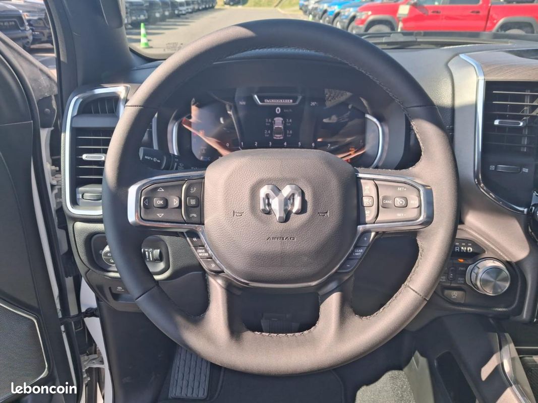 Dodge ram 1500 crew laramie sport night edition air (image 14)