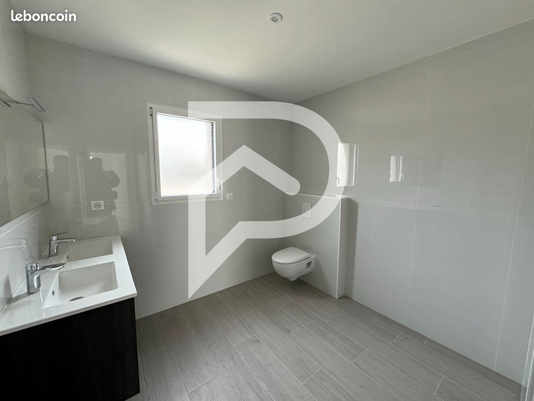 Maison 5 pièces 151 m² - Chauray 79180 (image principale 8)