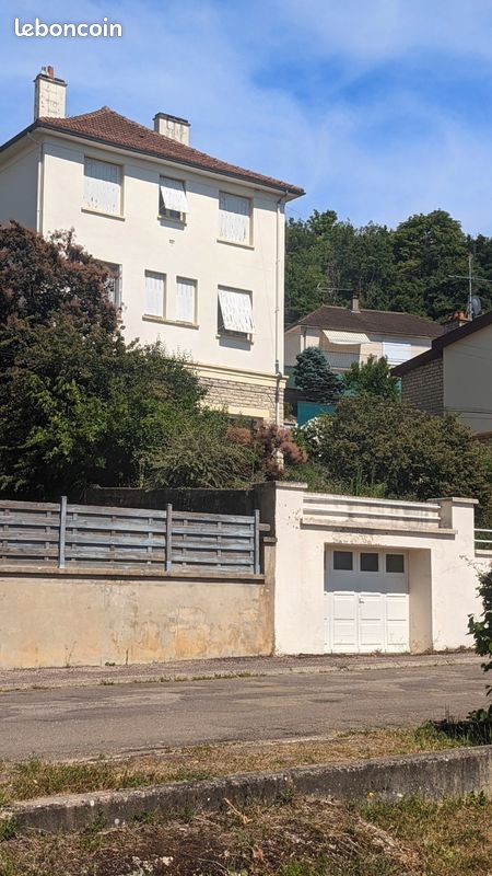 Maison 10 pièces 270 m² · à Montbard · 270 m² · 160 000 €