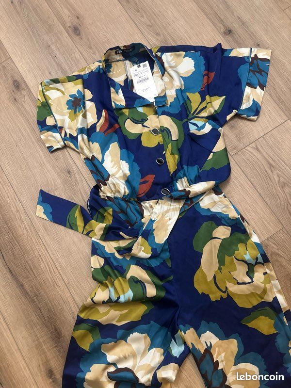 Vêtements Zara Robe Combinaison ZARA Rouge Open Arrière à La Mode