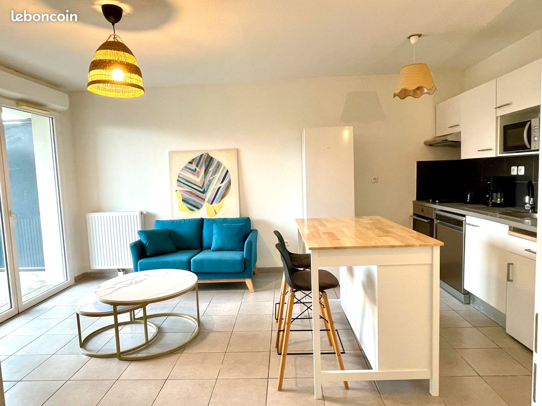 Appartement 2 pièces 40 m² · à Lormont · 40 m² · 800 €/mois