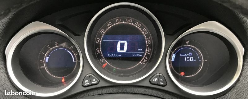 Citroen DS4 1.6 E-HDI115 AIRDREAM CHIC (image 8)