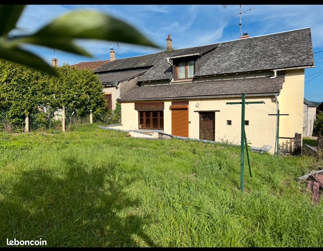 Maison 4 pièces 85 m² · à Saint-Martin-du-Puy · 85 m² · 48 500 €