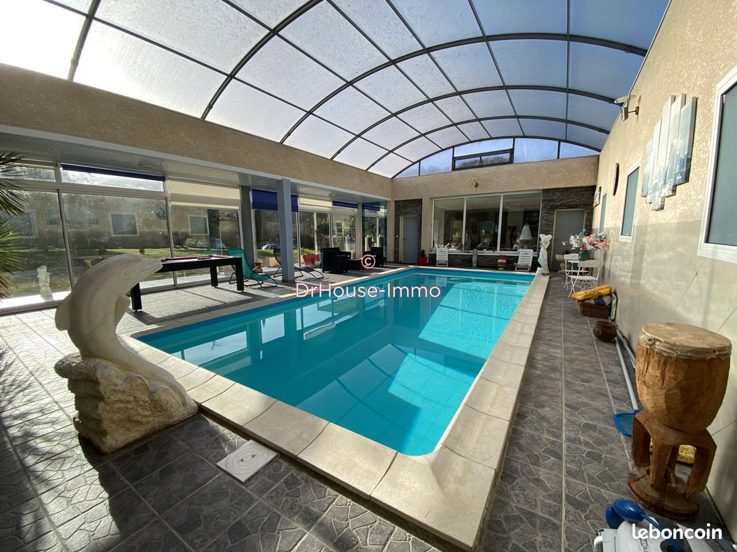 Maison 7 pièces 295 m² · à Le Vernet · 295 m² · 428 000 €