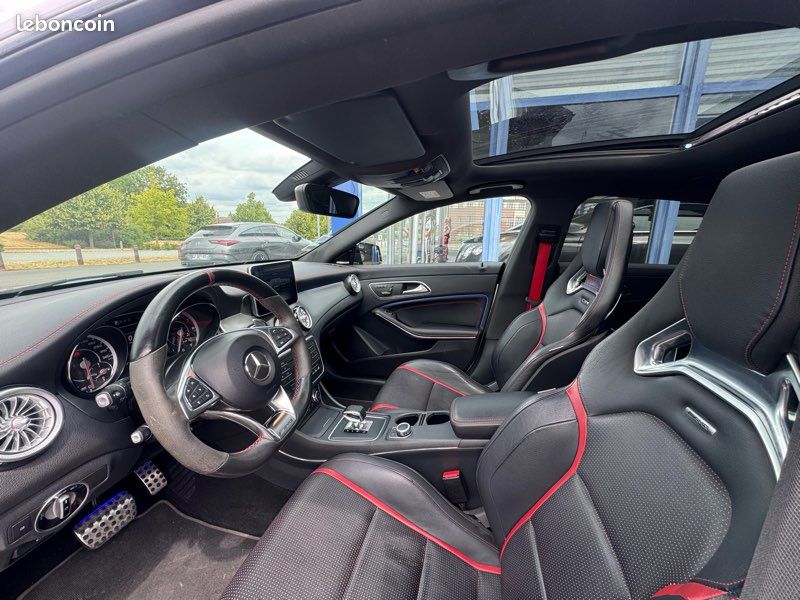 Mercedes-BENZ classe CLA 45 amg BOITE AUTO 360 CH TOIT OUVRANT (image 3)