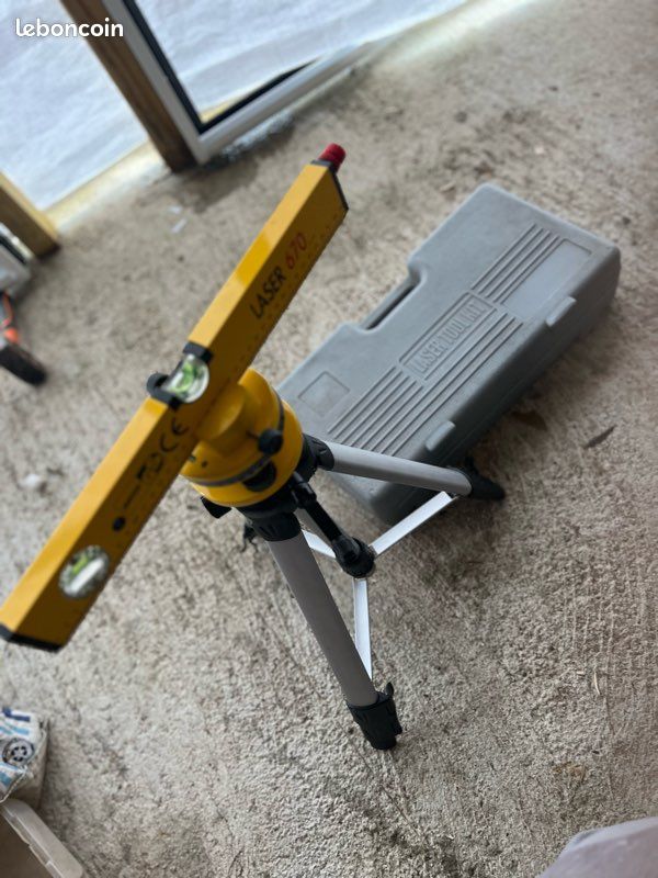 Niveau laser + trépied + boîte laser 670 (image 3)
