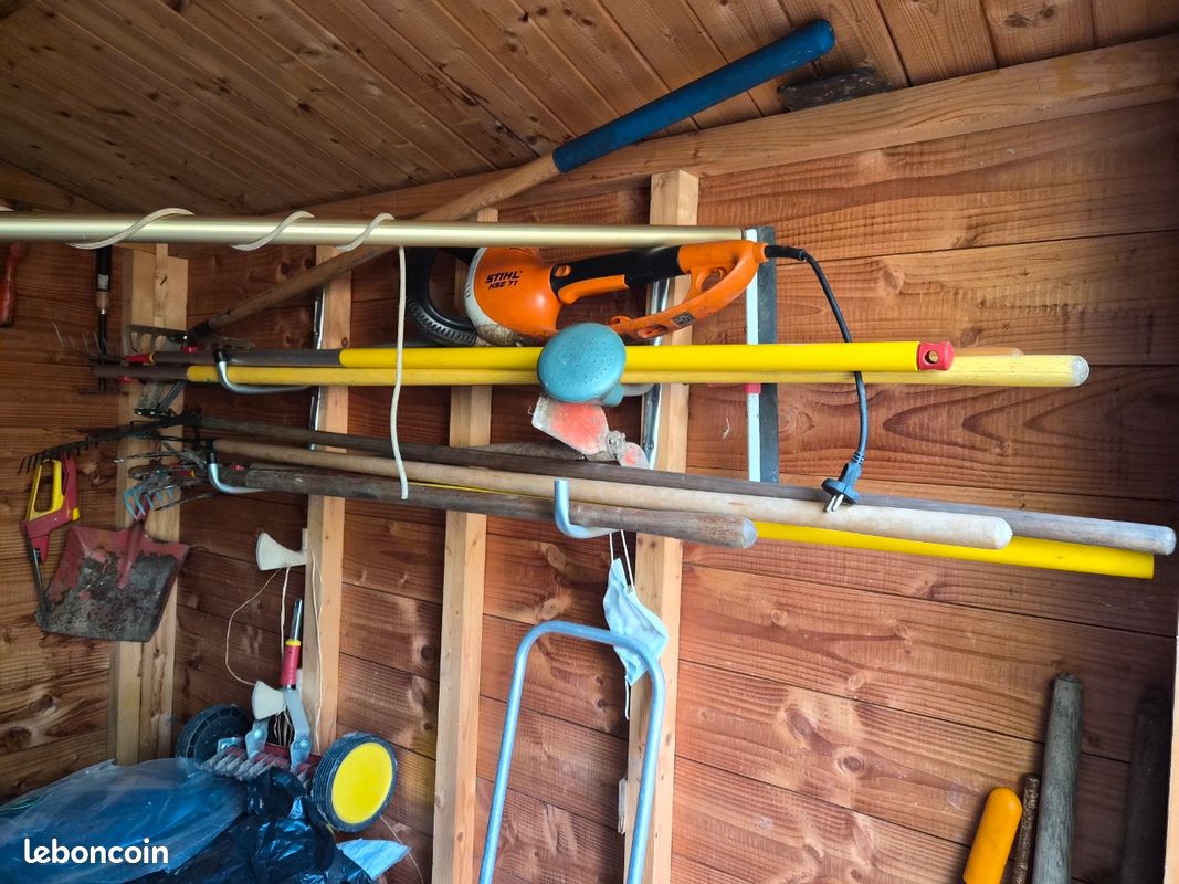 Lot de plus de 25 outils de jardin à main et électriques- Bonne affaire (image 2)