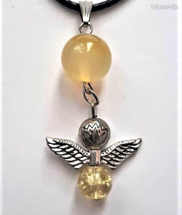 Pendentif Ange sur pierres Citrine sans cordon (image 1)