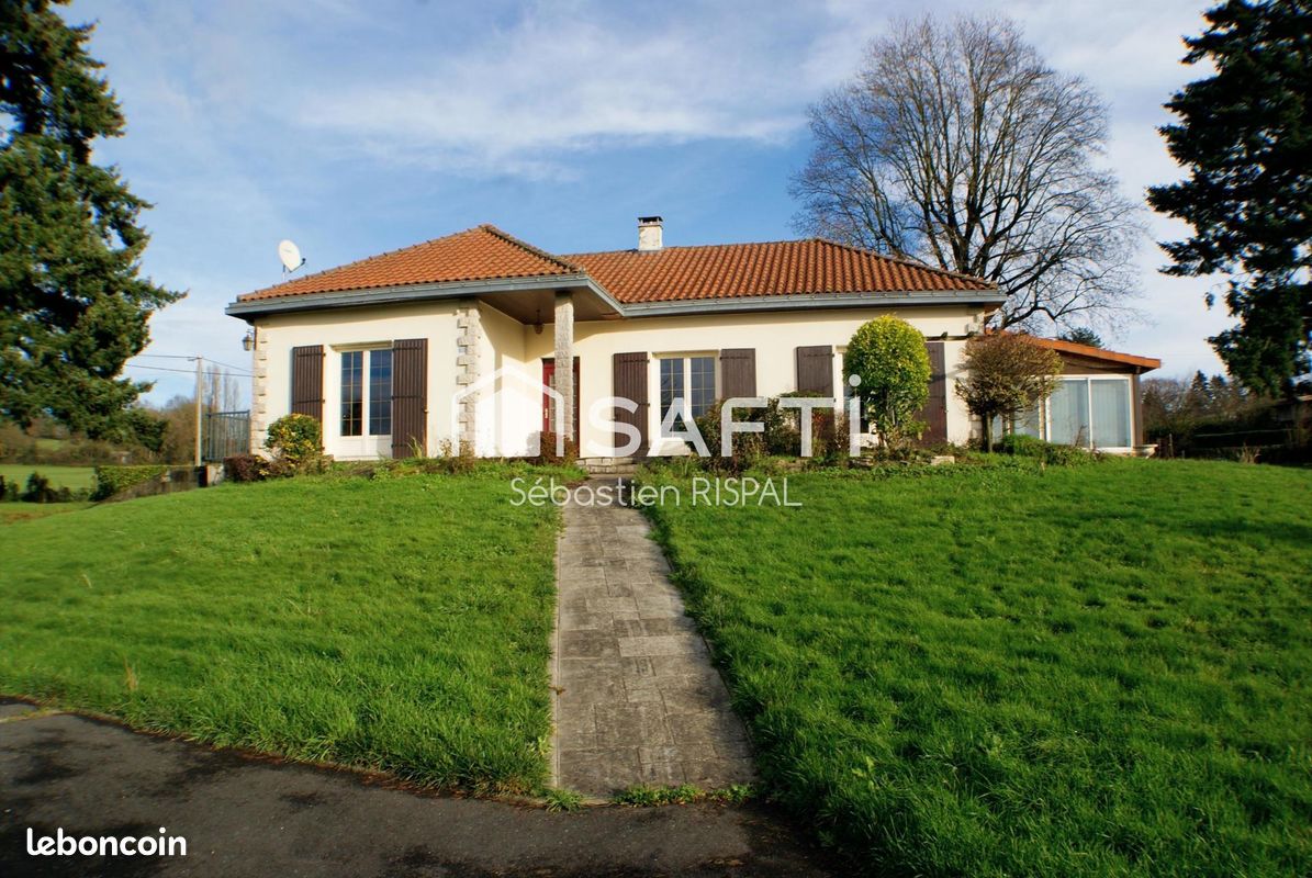 Maison 7 pièces 214 m² · à Terval · 214 m² · 235 000 €