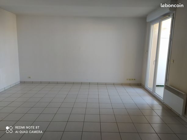 https://img.leboncoin.fr/api/v1/lbcpb1/images/a5/96/91/a596913e77d6d87ed782af66d5334fc46f7b66d4.jpg?rule=ad-image
