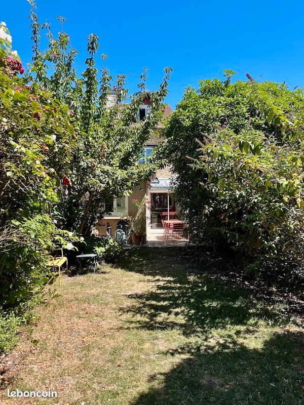 Maison 6 pièces 130 m² · à Bois-Colombes · 130 m² · 439 000 €