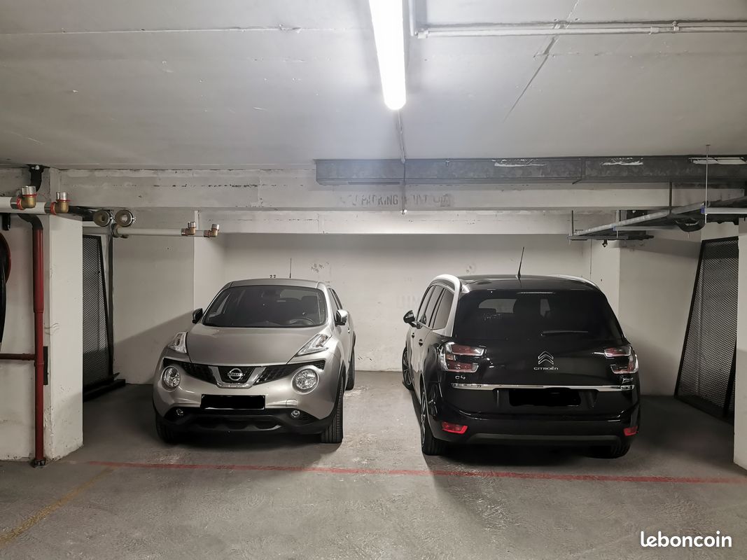 Parking/box Marseille · 160 €/mois
