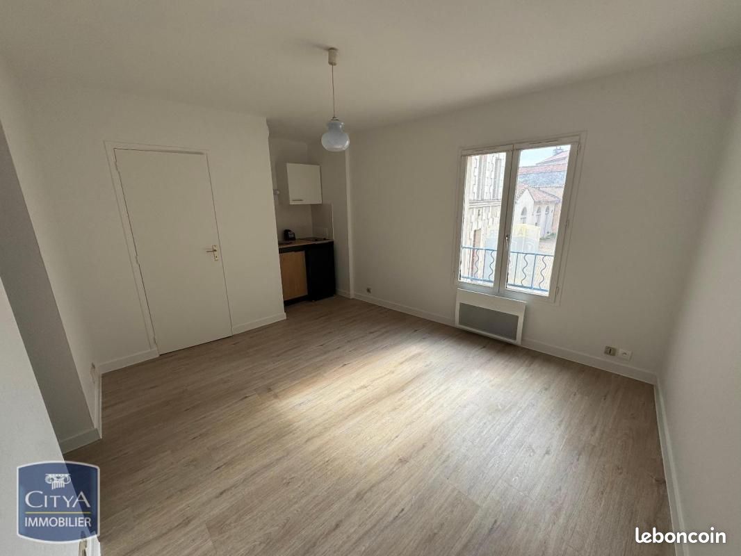 Appartement 1 pièce 22 m² · à Poitiers · 22 m² · 427 €