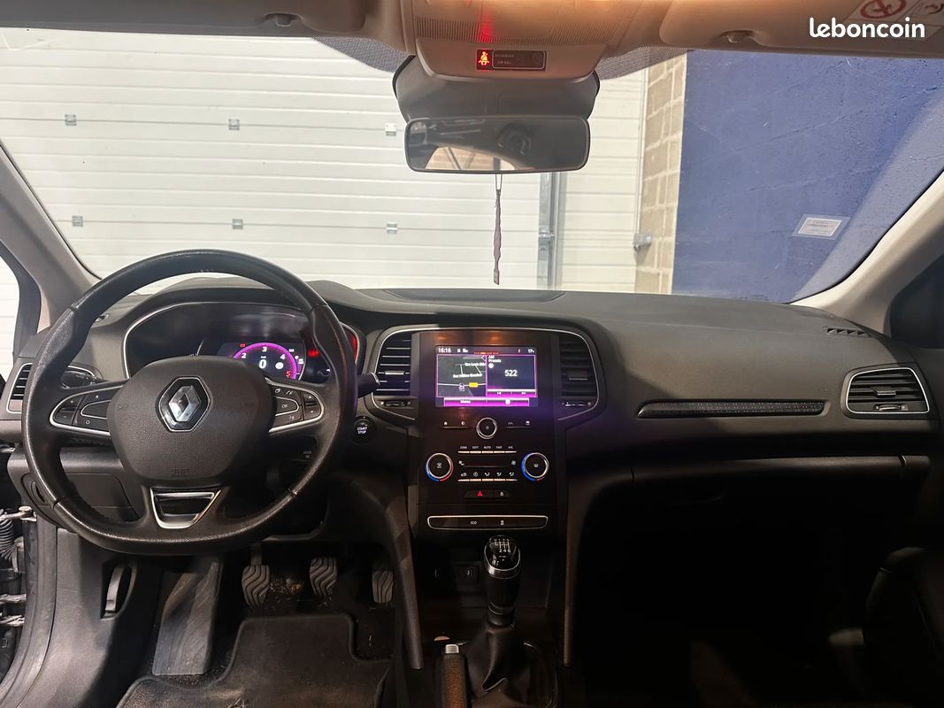 RENAULT Megane 1.5 D 110ch Intens - 2016 - Suivi complet - LED - Radar de recul (image 15)