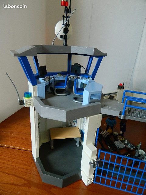 Commissariat de police playmobil 6919 (image 4)