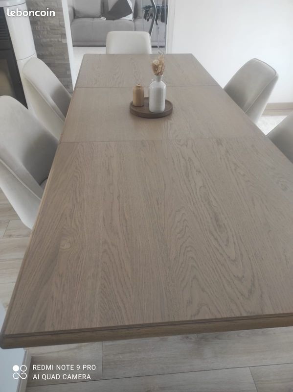 Table cottage en bois neuf (image 3)