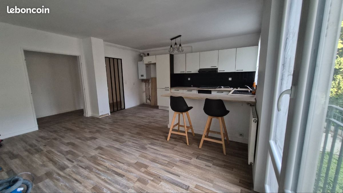Appartement 2 pièces 53 m² · à Saint-Maurice · 53 m² · 1 500 €