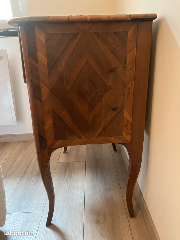 Petite commode ancienne / d’époque à 2 tiroirs (image 2)