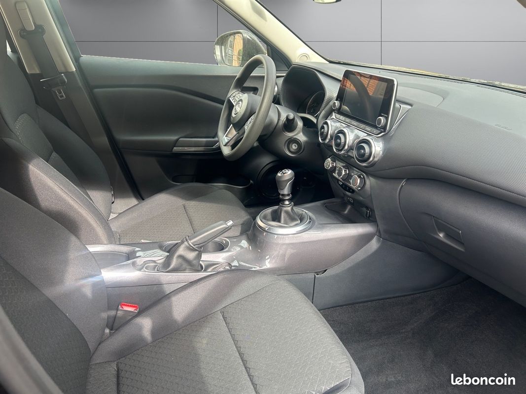 NISSAN JUKE 2022.5 DIG-T 114 Acenta (image 16)