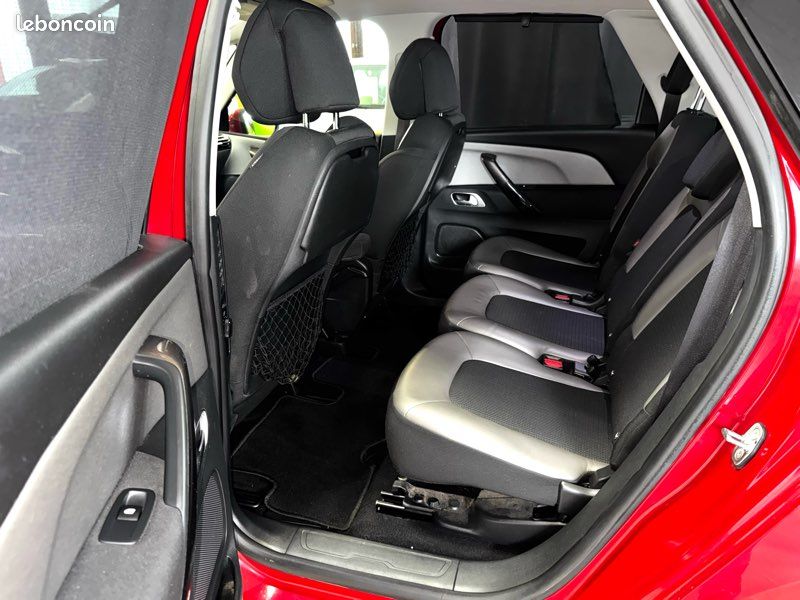 Citroën C4 Picasso II 1.6 E-HDI 115 EXCLUSIVE ETG6 (image 3)