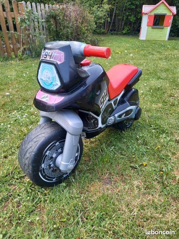 Moto (image 1)
