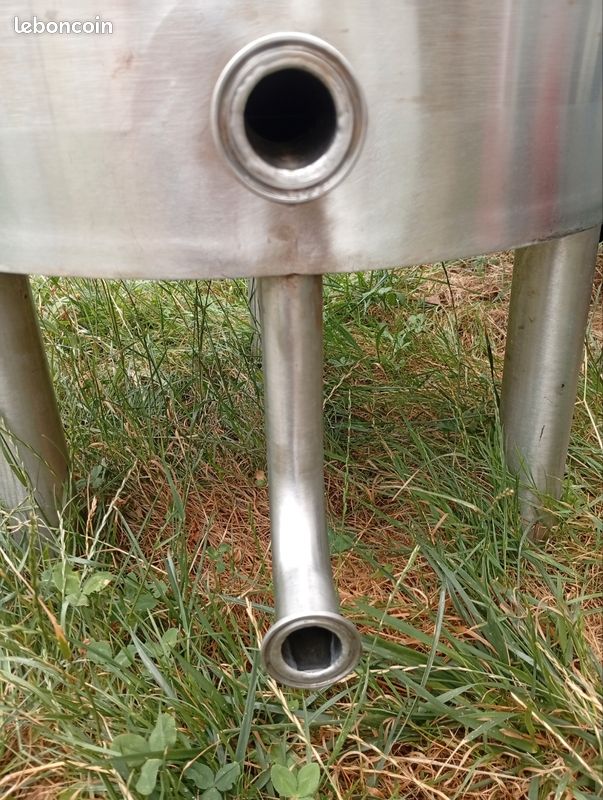 Cuve inox sur pieds 240L (image 11)