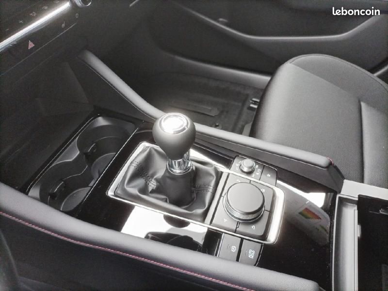 Mazda Mazda 3 2.0 e-SKYACTIV-X M-Hybrid 186ch Homura 2025 Euro6e (image 24)