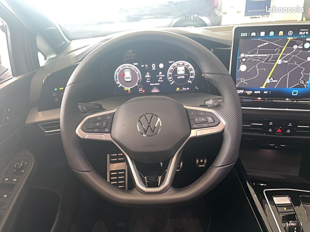 VOLKSWAGEN Golf 1.5 eTSI EVO2 150 DSG7 R-Line Edition (image 17)