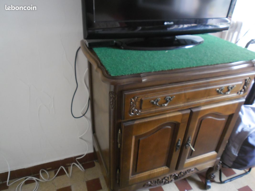 Divers commodes (image 1)