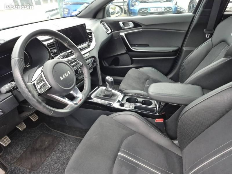 Kia ProCeed 1.0 T-GDI 120ch GT Line Premium (image 14)