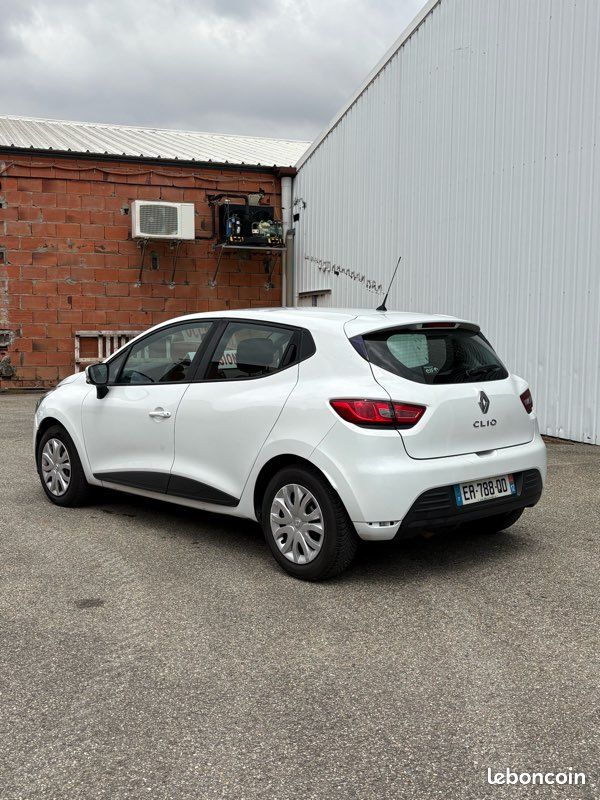 Clio IV phase 2 SOCIÉTÉ (image 3)