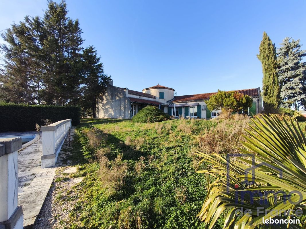 Maison 8 pièces 210 m² · à Veauche · 210 m² · 475 000 €