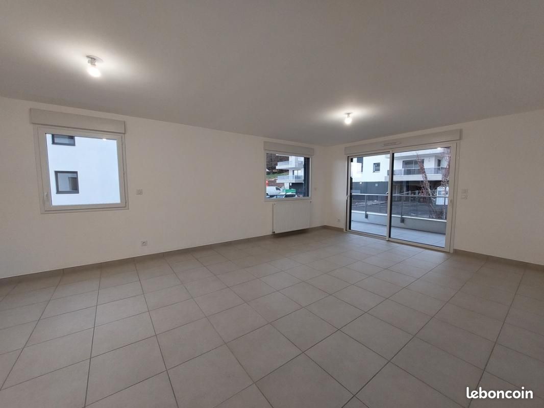 Appartement 3 pièces 65 m² · à Évian-les-Bains · 65 m² · 1 095 €