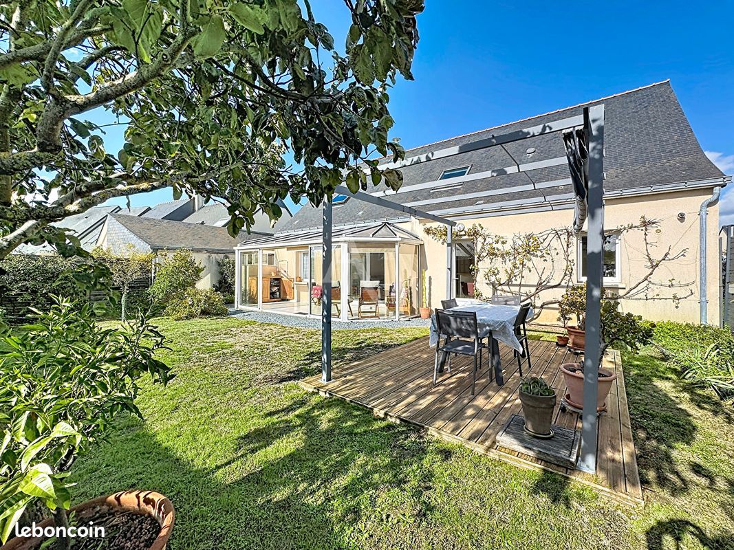 Maison 6 pièces 135 m² · à Saint-Barthélemy-d'Anjou · 135 m² · 390 000 €