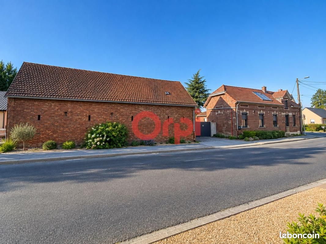 Maison 4 pièces 132 m² · à Estrées-Deniécourt · 132 m² · 209 900 €