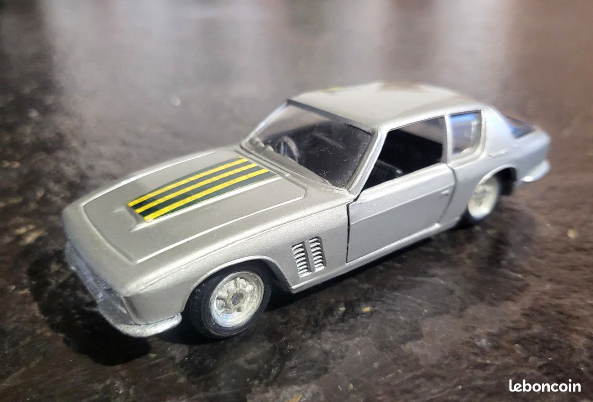 Politoys 1:43 - Model car - Politoys - E . Export . Jensen coupé Vignale . N° 573 . - Made in