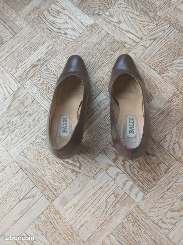 Escarpin marque Bally (image 4)