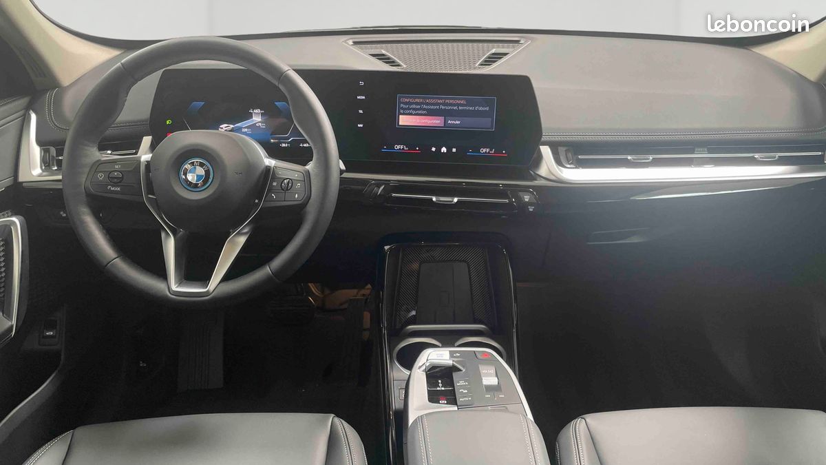 BMW iX1 eDrive20 Pure Edition xLine (image 9)