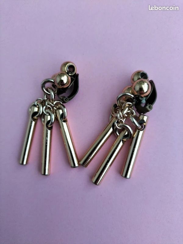 Lot De 2 Paires De Boucles D'oreille Clip - REF15320J - Occasion